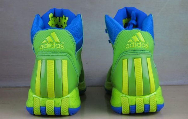 “Sneak-a-Peek” adidas Rose 3 – ‘Fresh Prince’