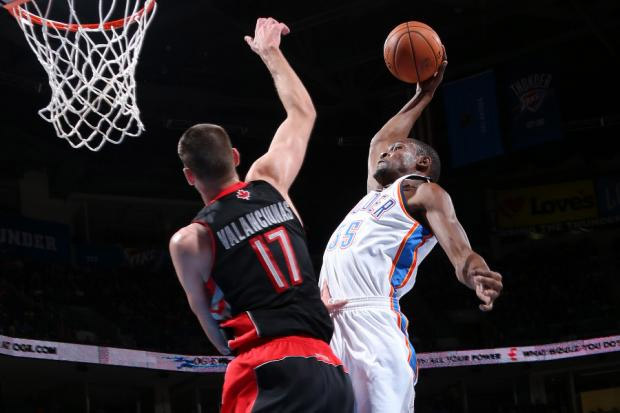 Video: Kevin Durant Dunks on Jonas Valanciunas