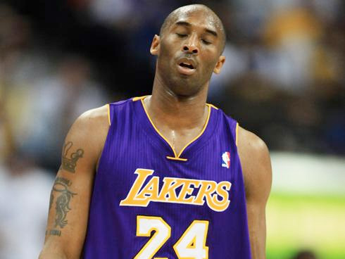 Kobe Game Time Decision Against Pacers With Flu-Like Symptoms