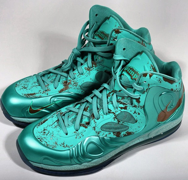 Nike Air Max Hyperposite – ‘Sneaker Pimps Statue of Liberty’