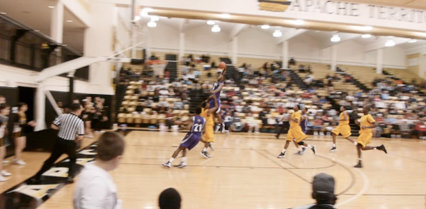 College Player Dunks from FT Line in Game (Video)