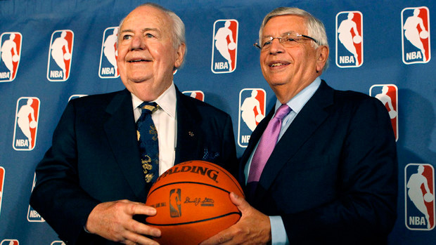 New Orleans Changing Name From Hornets to Pelicans. Seriously.
