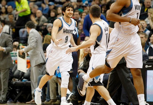Ricky Rubio Returns to Lead Timberwolves Over Mavericks (Video)