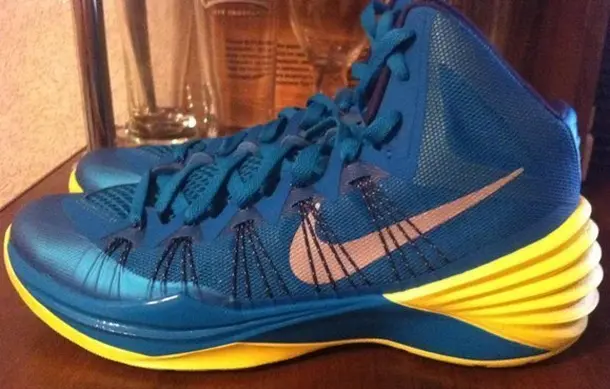 SNEAK-A-PEEK: Nike Lunar Hyperdunk 2013
