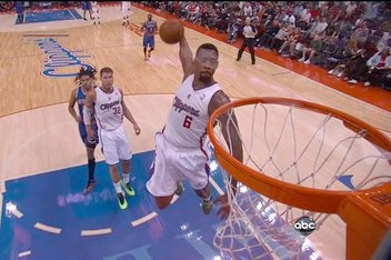 Watch: DeAndre Jordan’s Sweet Windmill Against the Knicks
