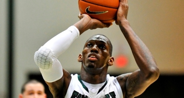 2013 NBA Draft: NY Knicks Working Out Division III 7 Foot Phenom