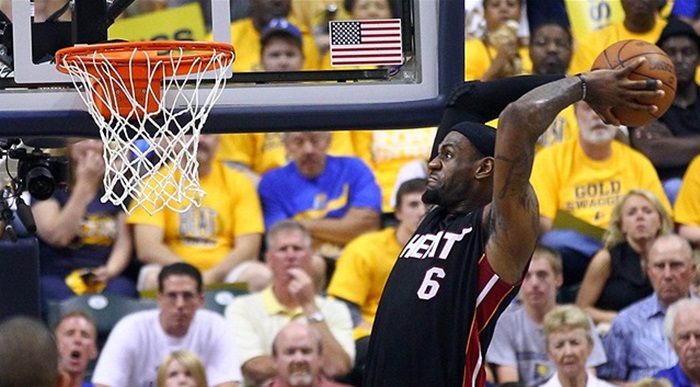 PIC: Lebron James’ Awesome New Magazine Cover