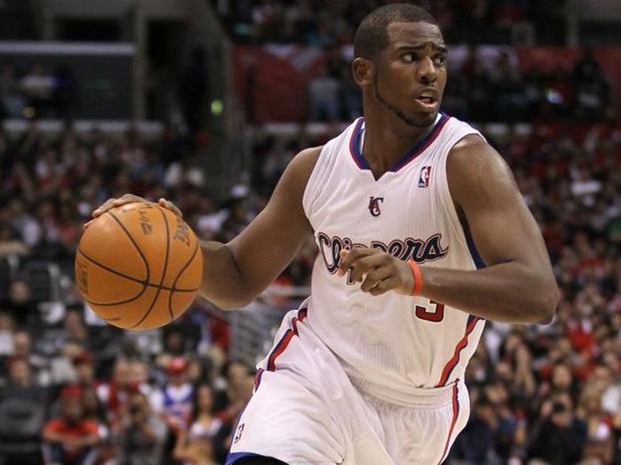 Watch: Chris Paul Schools Asian Streetballer In Jordan Flight Game