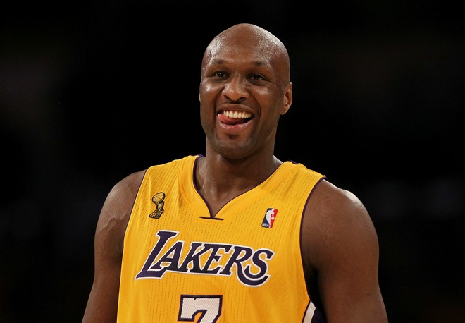 Lakers, Clippers Still Interested in Odom