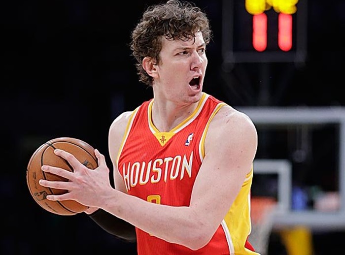 Who Gets Dealt First: Asik or Shumpert?