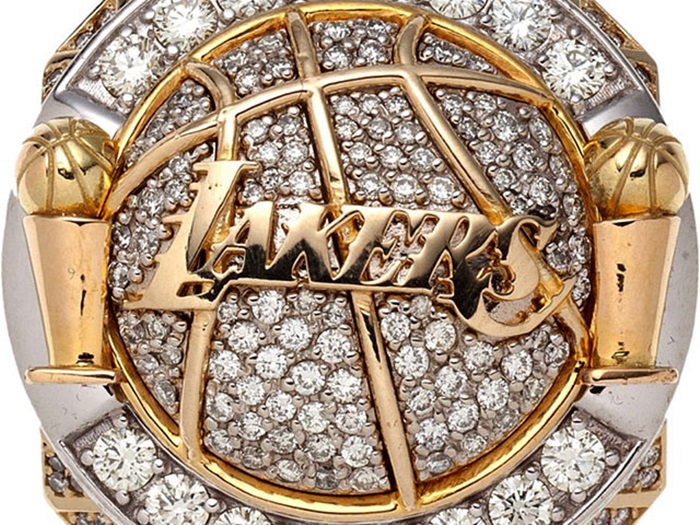 Lakers Security Guard Arrested For Stealing ’09-’10 Championship Rings