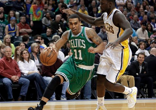 Watch: Lance Stephenson Drops Courtney Lee With Crossover