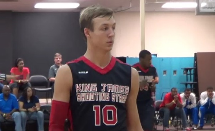Watch: HS Star Luke Kennard Drops 53 Pts In Front Of UNC Coach Roy Williams