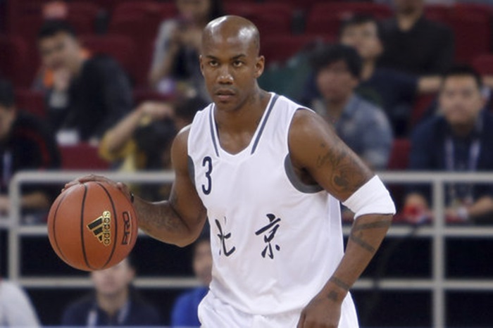Watch: Stephon Marbury Ejected For Fighting In CBL Game