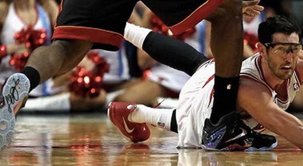LeBron James Debuts Nike LeBron 11 Elite Designed For NBA Playoffs