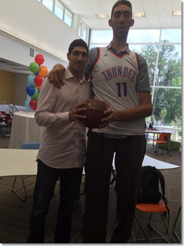 Look: OKC Thunder's Enes Kanter (6'11) Is Dwarfed By World's Tallest