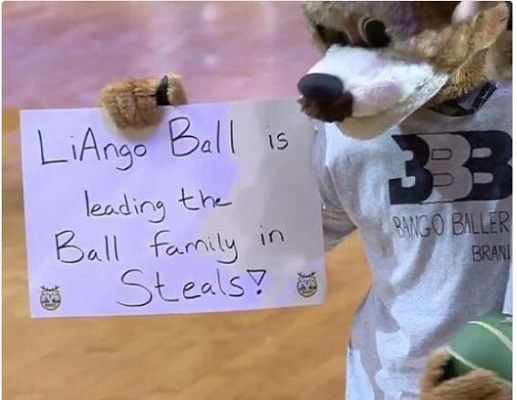 Bucks Mascot Trolls Ball Family