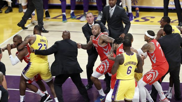 Carmelo Anthony ‘Shocked’ Chris Paul Only Received 2-Game Suspension After Rajon Rondo Incident